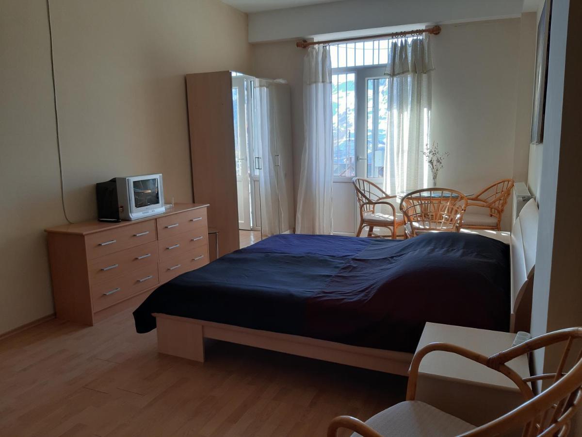 Apartment N6 グダウリ エクステリア 写真